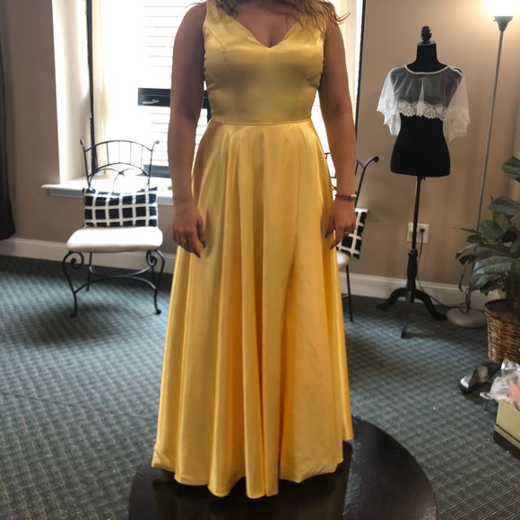 Sherri Hill Prom Dress